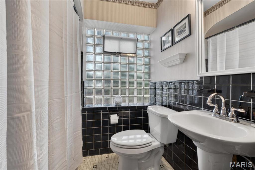 Watson Terrace - Residential