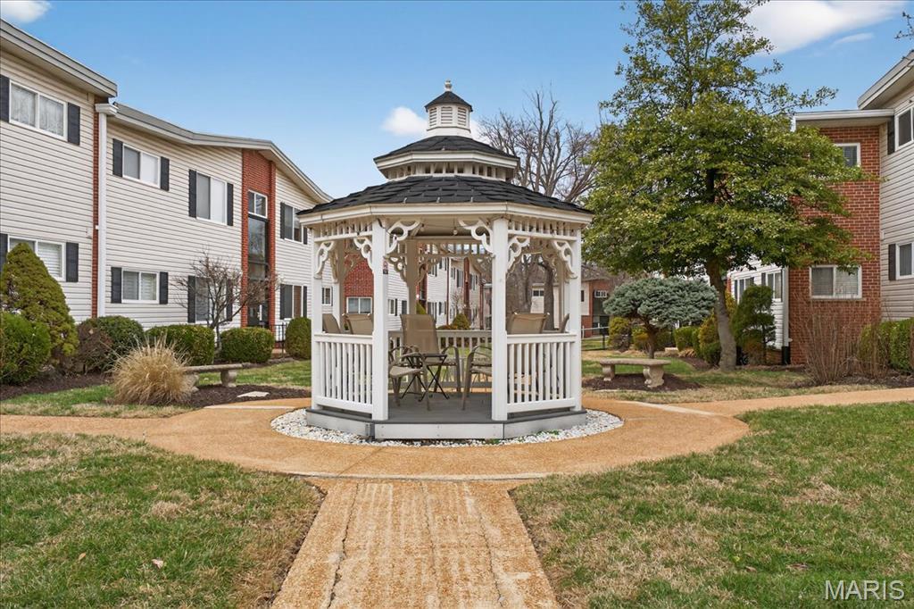 Washington Place Condo & Sec - Residential