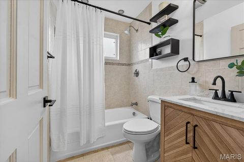 Tiny photo for 119 E Washington Avenue #1N, Kirkwood, MO 63122 (MLS # 26008893)