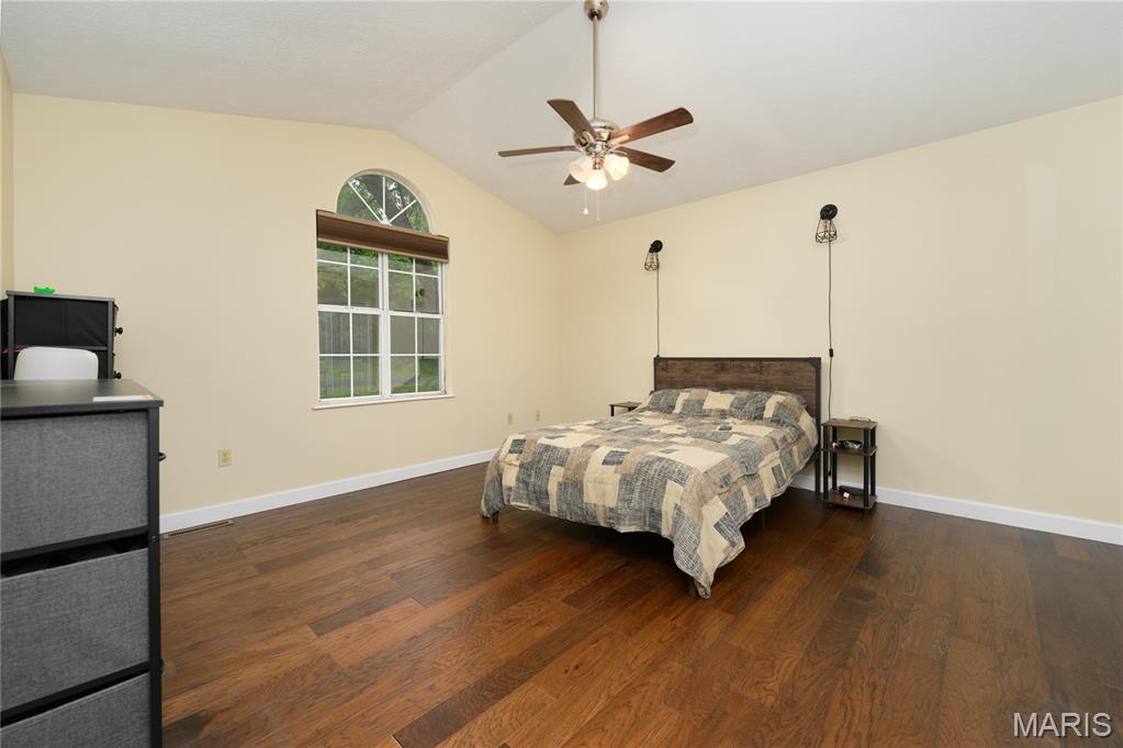Thousand Hills - Residential