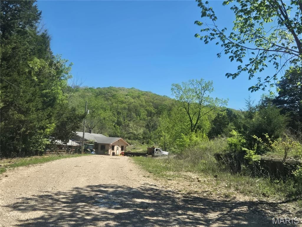 Photo of 6650 Treasure Lane, House Springs, MO 63050 (MLS # 26023479)