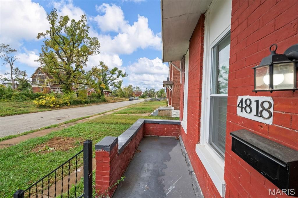 Photo of 4818 Cote Brilliante Avenue, St Louis, MO 63113 (MLS # 25073298)