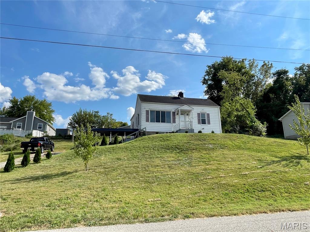 208 Railroad Street