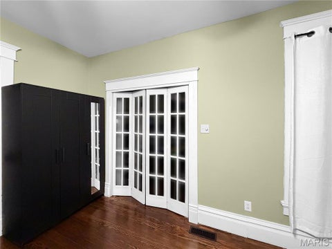 Tiny photo for 515 N Main Cross Street, Bowling Green, MO 63334 (MLS # 26045501)