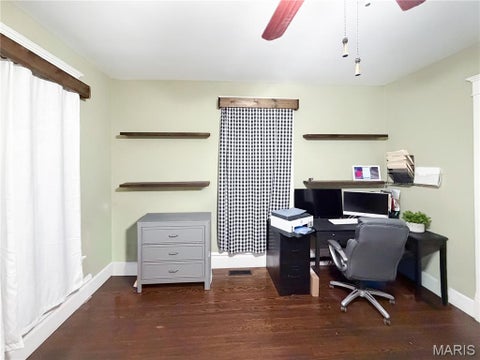 Tiny photo for 515 N Main Cross Street, Bowling Green, MO 63334 (MLS # 26045501)