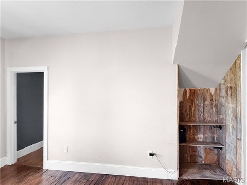 Tiny photo for 515 N Main Cross Street, Bowling Green, MO 63334 (MLS # 26045501)