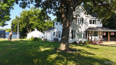Tiny photo for 515 N Main Cross Street, Bowling Green, MO 63334 (MLS # 26045501)
