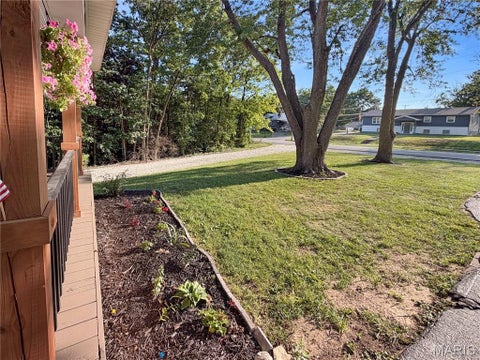 Tiny photo for 515 N Main Cross Street, Bowling Green, MO 63334 (MLS # 26045501)