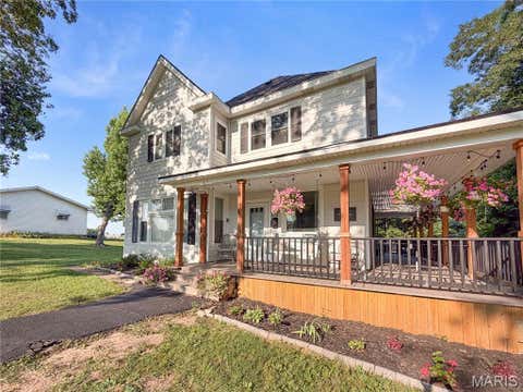 Tiny photo for 515 N Main Cross Street, Bowling Green, MO 63334 (MLS # 26045501)