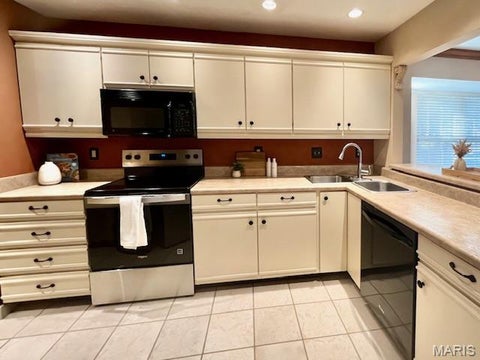 Tiny photo for 4066 Morningview Court, St Louis, MO 63129 (MLS # 26068850)
