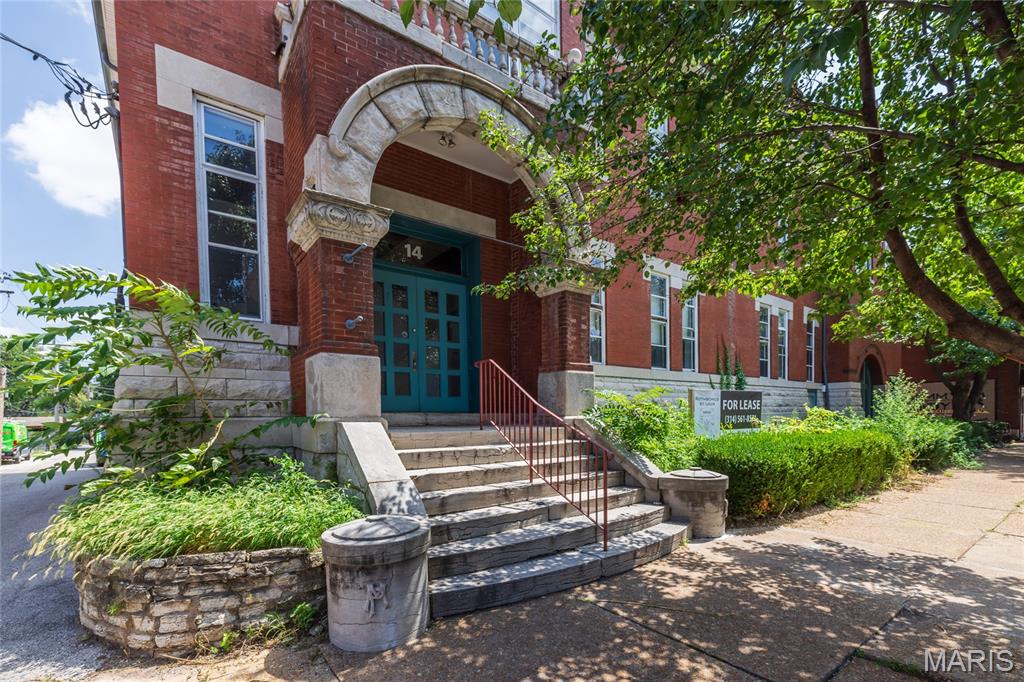 City/St Louis - Commercial Sale
