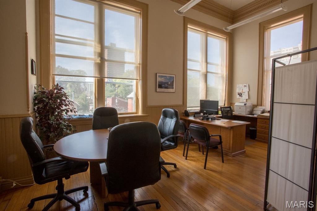 City/St Louis - Commercial Sale