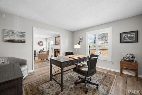 Tiny photo for 1902 Meadowtree Lane #1, Kirkwood, MO 63122 (MLS # 26013553)