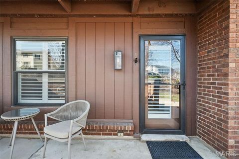 Tiny photo for 1902 Meadowtree Lane #1, Kirkwood, MO 63122 (MLS # 26013553)