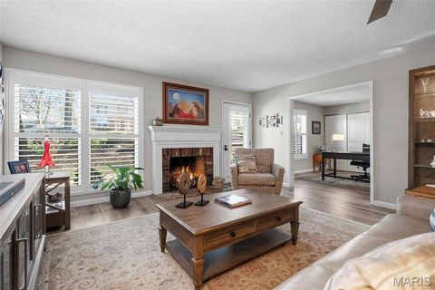 Tiny photo for 1902 Meadowtree Lane #1, Kirkwood, MO 63122 (MLS # 26013553)