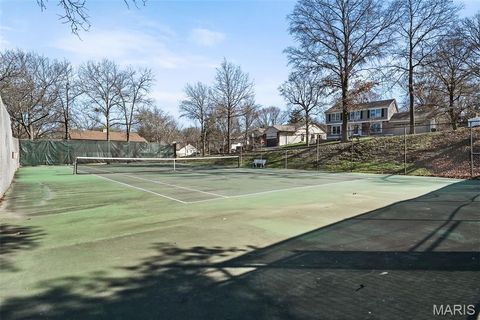 Tiny photo for 1902 Meadowtree Lane #1, Kirkwood, MO 63122 (MLS # 26013553)