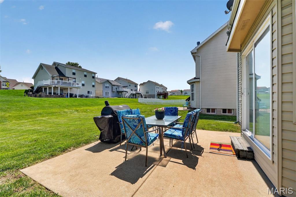 Estates At Behlmann Farms One The - Residential