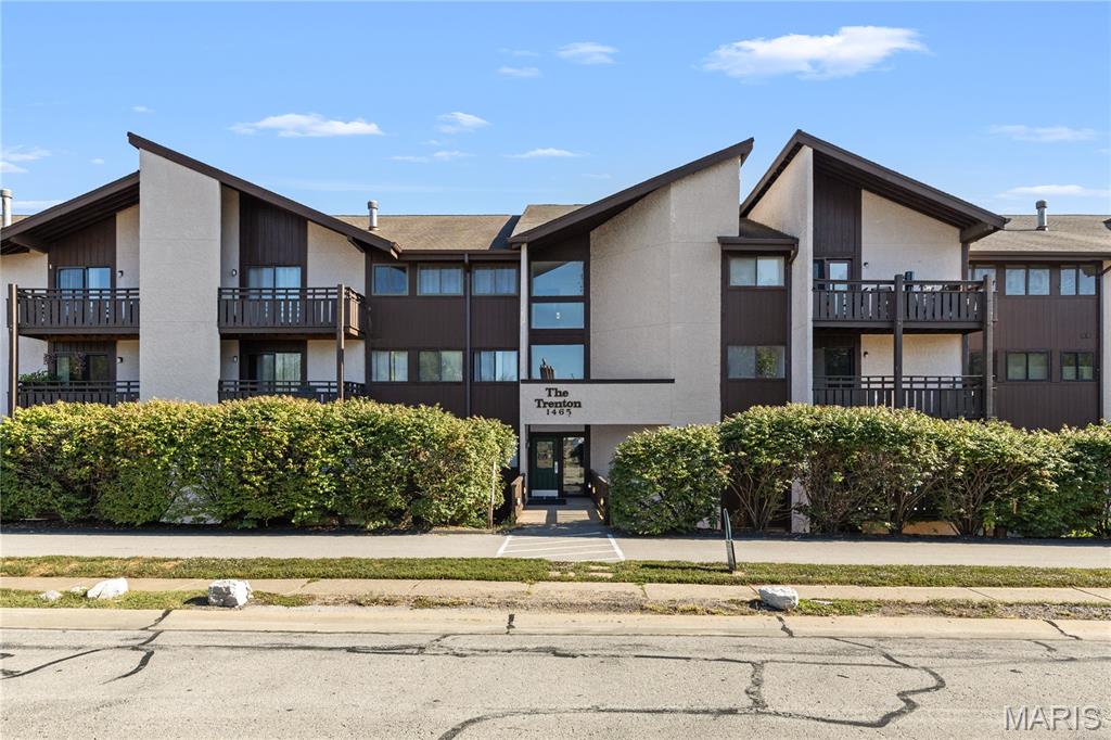 Heritage Garden Condos - Residential