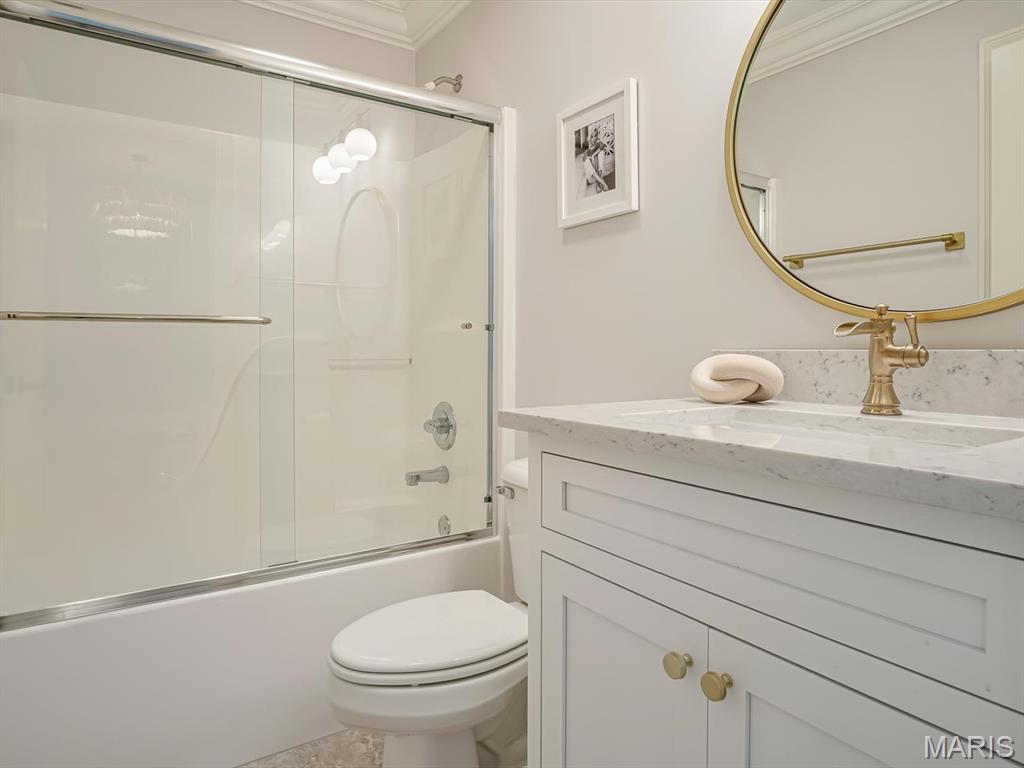 3025 Sunset Hills Blvd S, Edwardsville, IL, 62025, USA, 6 Bedrooms Bedrooms, ,6 BathroomsBathrooms,Residential,Active,3025 Sunset Hills Blvd S,26032642