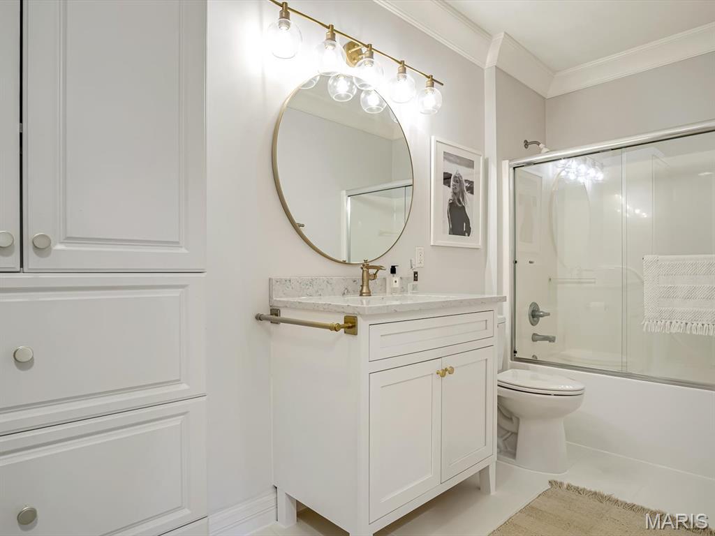 3025 Sunset Hills Blvd S, Edwardsville, IL, 62025, USA, 6 Bedrooms Bedrooms, ,6 BathroomsBathrooms,Residential,Active,3025 Sunset Hills Blvd S,26032642