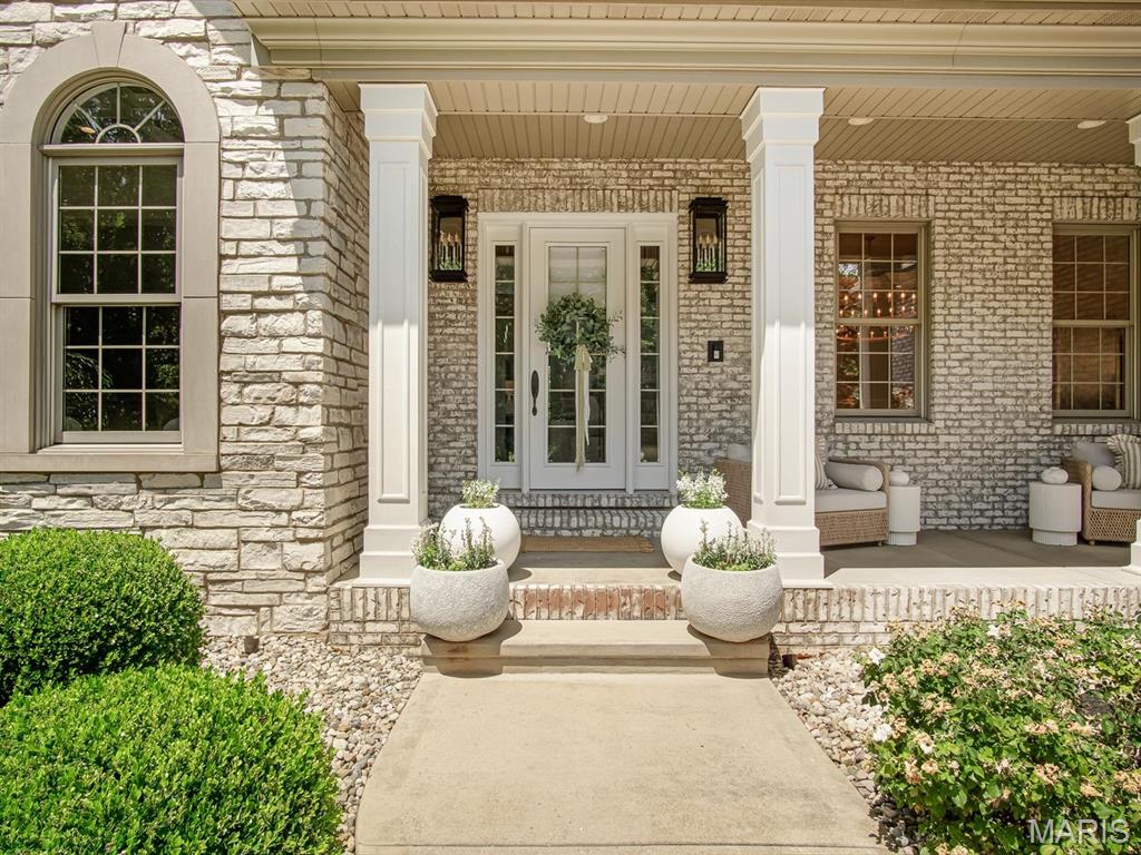 3025 Sunset Hills Blvd S, Edwardsville, IL, 62025, USA, 6 Bedrooms Bedrooms, ,6 BathroomsBathrooms,Residential,Active,3025 Sunset Hills Blvd S,26032642