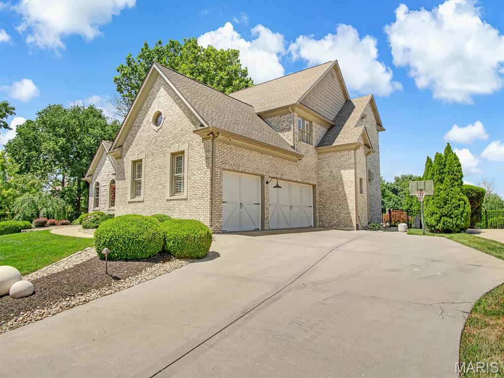 3025 Sunset Hills Blvd S, Edwardsville, IL, 62025, USA, 6 Bedrooms Bedrooms, ,6 BathroomsBathrooms,Residential,Active,3025 Sunset Hills Blvd S,26032642