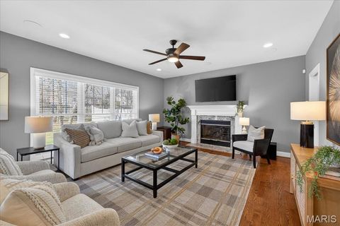 Tiny photo for 1025 Barry Court, Kirkwood, MO 63122 (MLS # 26006505)