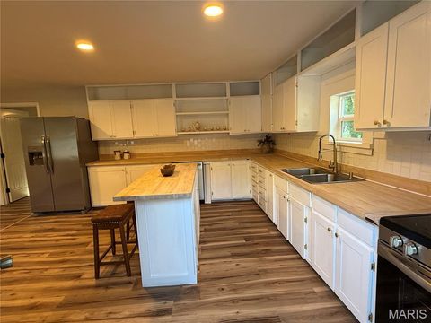 Tiny photo for 21700 Highway Y, St Robert, MO 65584 (MLS # 26029566)