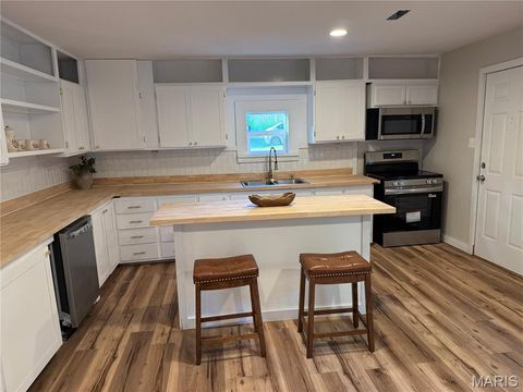 Tiny photo for 21700 Highway Y, St Robert, MO 65584 (MLS # 26029566)