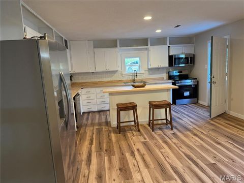 Tiny photo for 21700 Highway Y, St Robert, MO 65584 (MLS # 26029566)