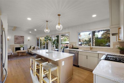 Tiny photo for 827 Woodruff Drive, Ballwin, MO 63011 (MLS # 25075549)