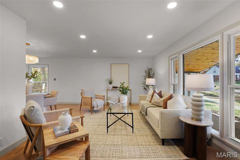 Tiny photo for 827 Woodruff Drive, Ballwin, MO 63011 (MLS # 25075549)