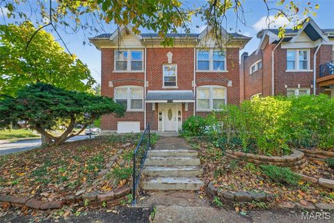 2100 Portis Avenue St Louis MO 63110