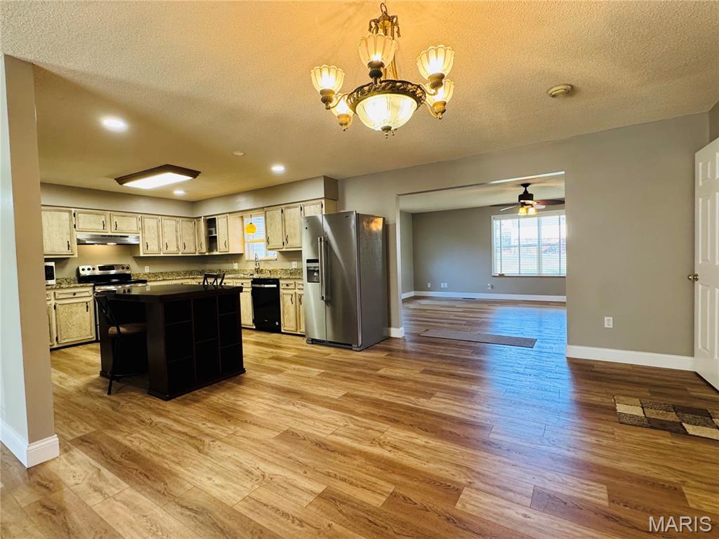 Rainbow Sub - Residential