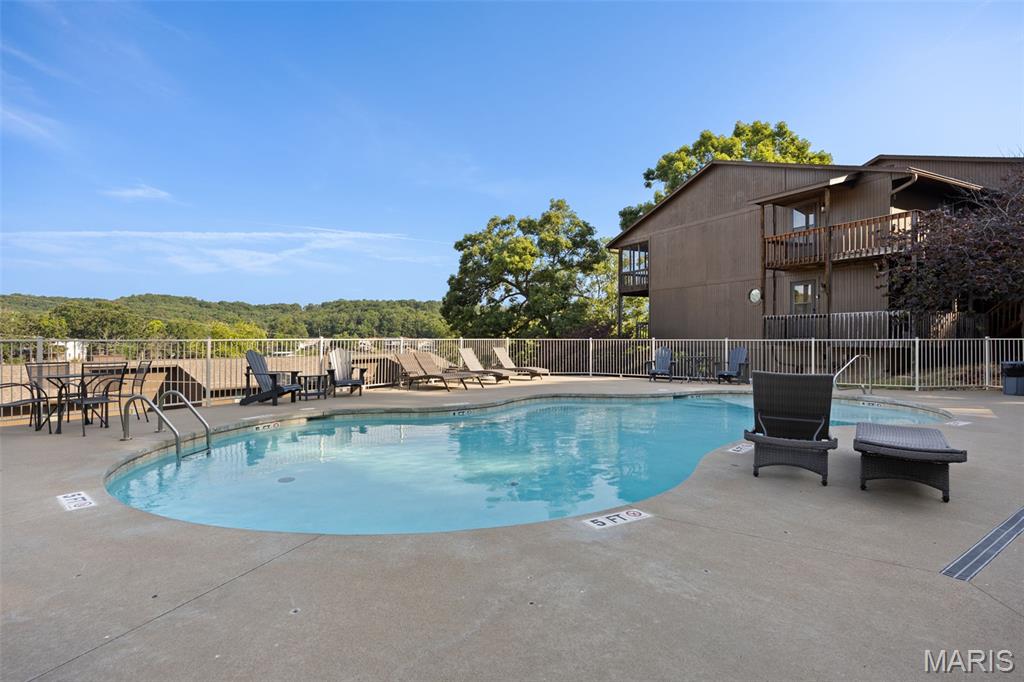 Maywood Condo # 5 - Residential