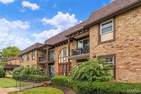 Tiny photo for 11872 Cresta Verde Drive #B, St Louis, MO 63146 (MLS # 26056818)