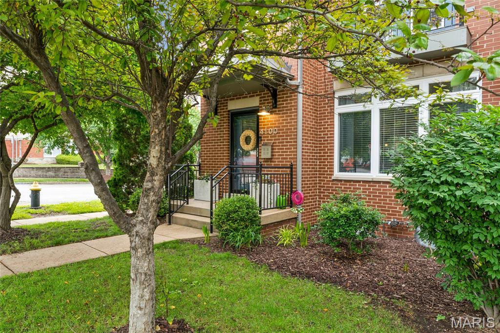 Gaslight Square East - Residential