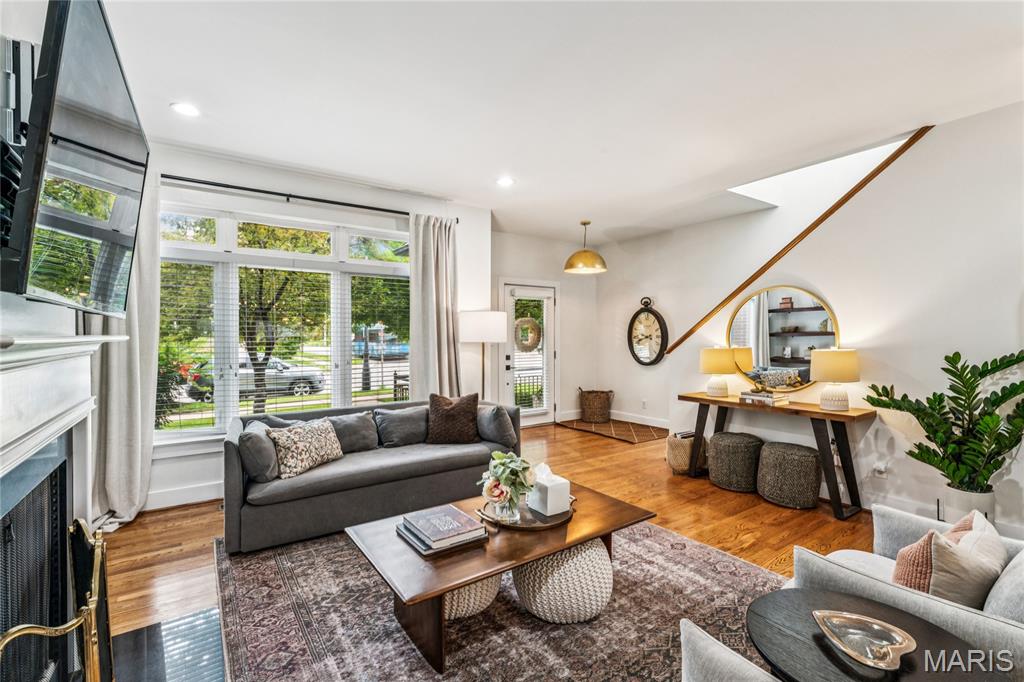 Gaslight Square East - Residential