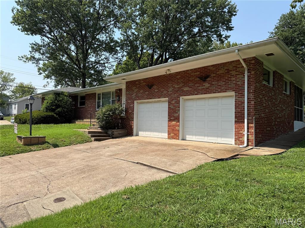 Shackelford Place - Residential