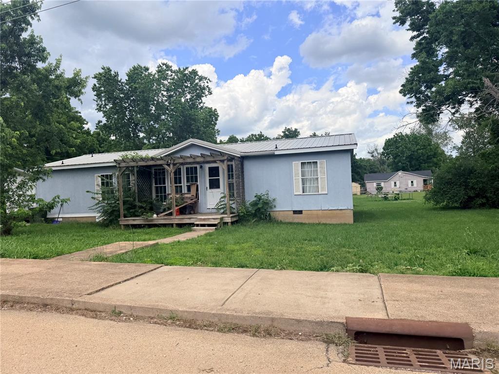 Photo 1 of 3 — 439 E Elvins Boulevard, Park Hills, MO 63601