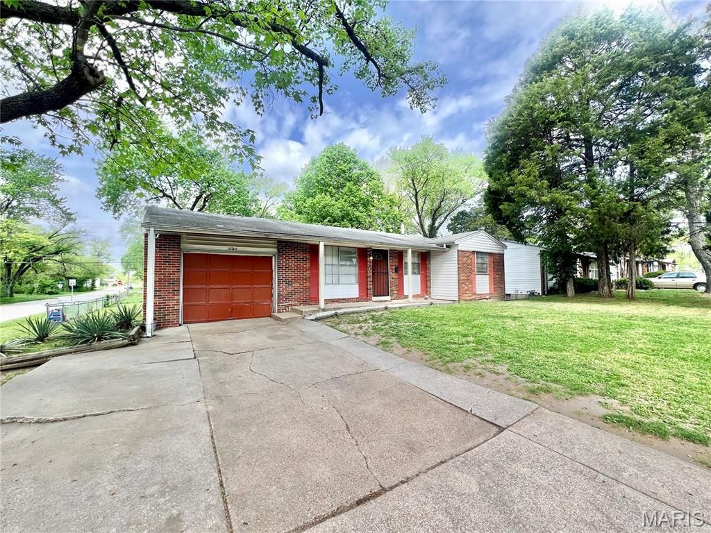 Photo of 10201 Royal Drive, Unincorporated, MO 63136 (MLS # 26022817)