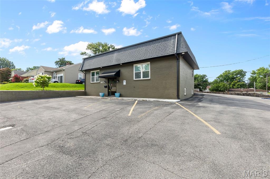 02nd Sunset Terrace - Commercial Lease