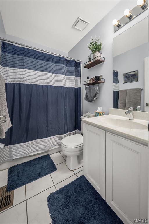 Brentwood Forest Condo Ph Eight - Residential