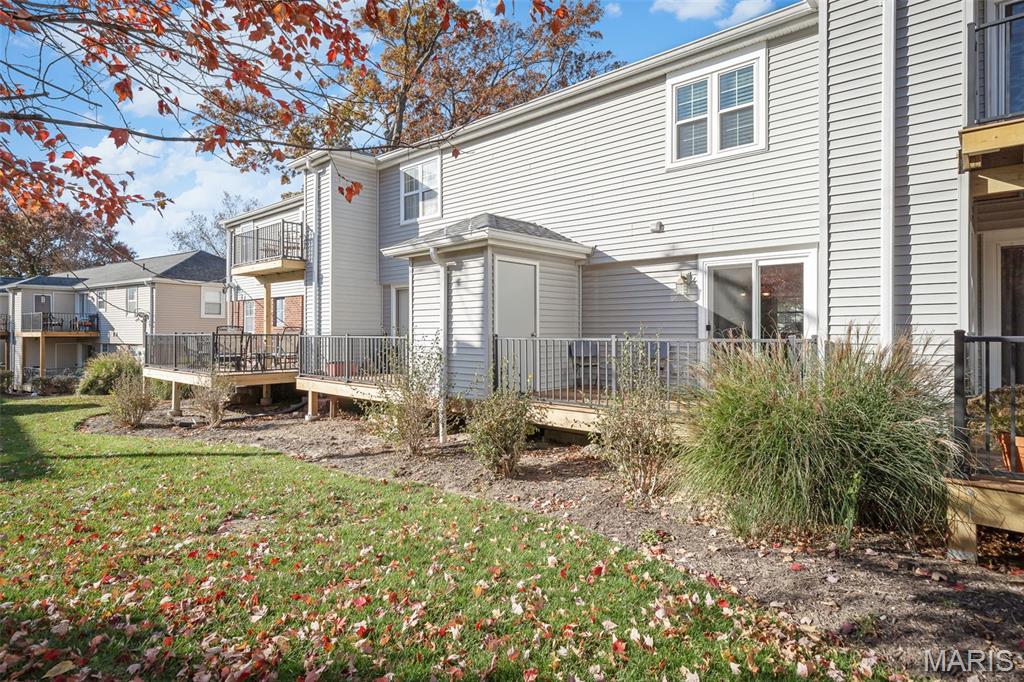 Brentwood Forest Condo Ph Eight - Residential