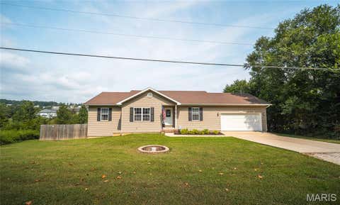 Photo of 111 Lyle Curtis Circle, Waynesville, MO 65583 (MLS # 26046748)