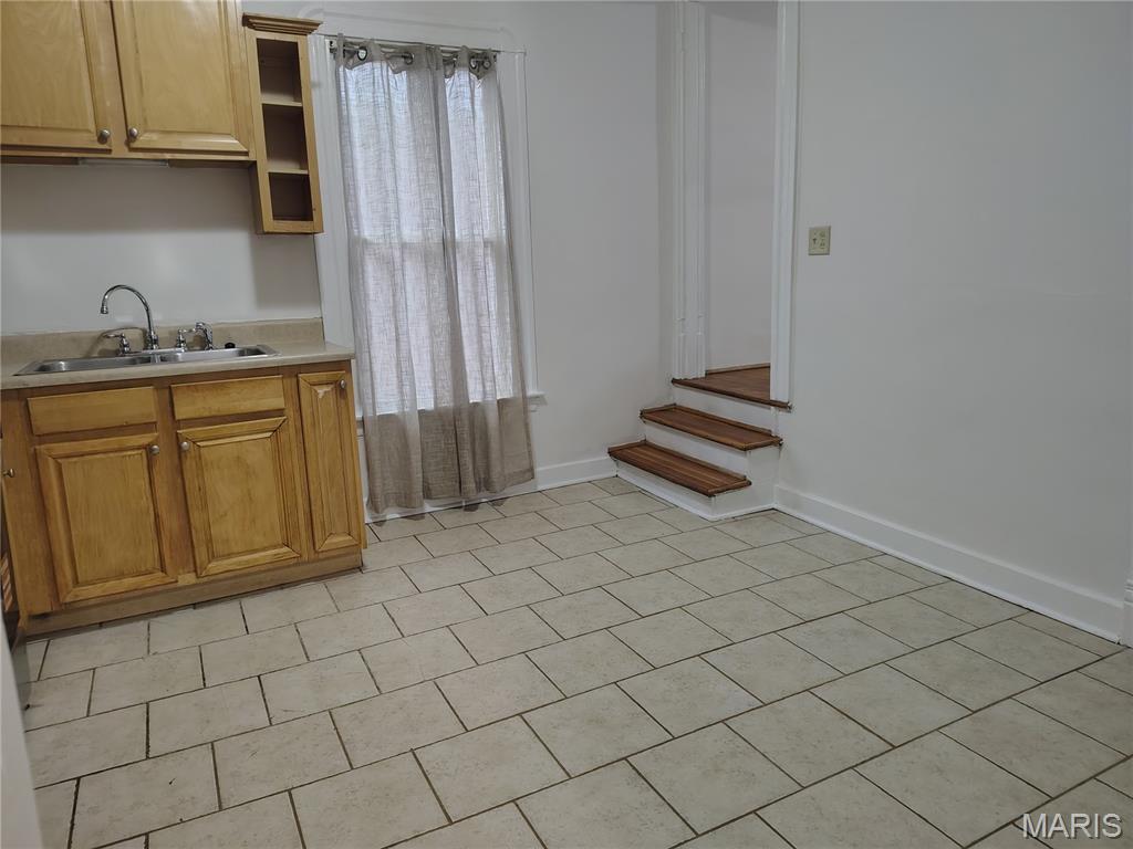 Shields Sub Of Sutton Tr - Residential Lease