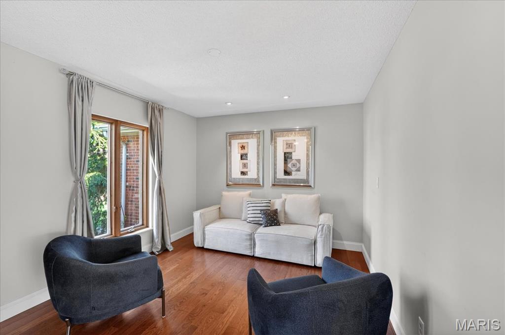 Villa Gran Estates - Residential