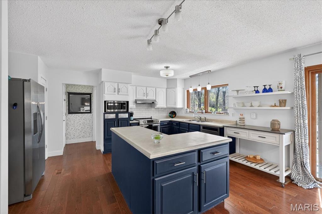 Villa Gran Estates - Residential