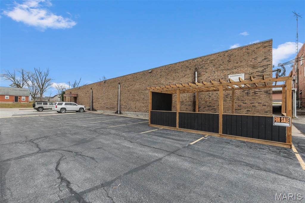 NA - Commercial Sale