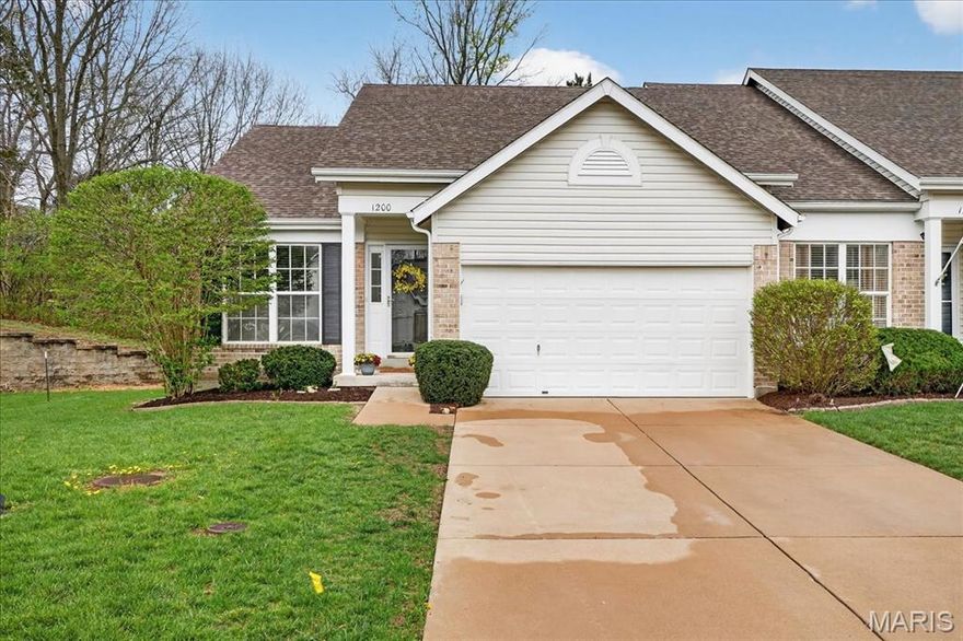 You will absolutely fall in love with this Bright and Airy Two-Bedroom, 2 Full and 1 Half Bath Villa nestled on a Quiet Cul-de-Sac. Perfectly positioned, this beautiful home offers a peaceful, tree-lined backyard that backs to common ground—providing both privacy and a serene setting. Natural light pours throughout the home, highlighting the vaulted ceilings and open feel of the main level. The convenient bay door off the Breakfast Room leads to the Deck—an ideal spot to enjoy your morning coffee or unwind in the evenings. The Kitchen is both stylish and functional, featuring all Hard-Surface Countertops, Stainless Steel Appliances including a Gas Stove with Double Oven, and a custom pantry for added organization. Real WOOD floors flow throughout the main floor, adding warmth and timeless appeal. The Spacious Primary Suite offers a Full Bath and Walk-In Closet with Organizers, while the Second Bedroom—complete with a Half Bath—makes the perfect Guest Space, Den, or Home Office. Convenient Main-Floor Laundry includes Custom Storage for Everyday Ease. The Partially Finished Lower Level expands your Living Space with a Full Bath and Abundant Storage Options. Step outside to enjoy the Beautiful Deck and Paver Patio, Extending your Outdoor Entertaining Space and creating the perfect setting for gatherings. Additional highlights include a Two-Car Garage and a Sprinkler System.  Rockwood School District. Located just five minutes from Charming Old Town Eureka, you’ll love the nearby Boutiques, Gift Shops, Cozy Coffee Houses, Restaurants, and Local Irish Pub—offering small-town charm with everyday conveniences.
What are you waiting for? Schedule your showing today!